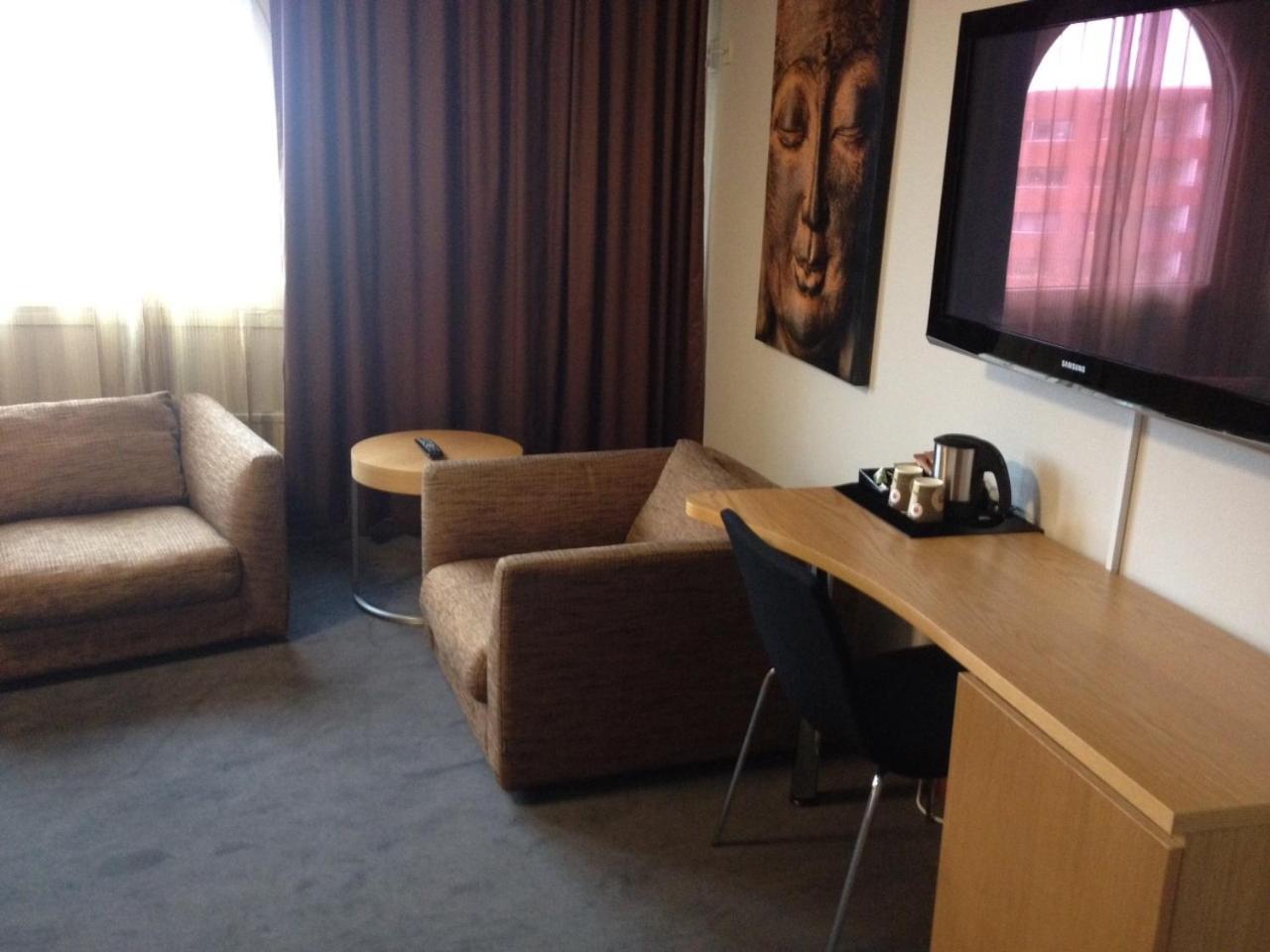 Kumla Hotel Extérieur photo